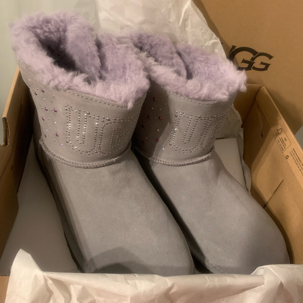 Ugg boots - Picture 2 of 6